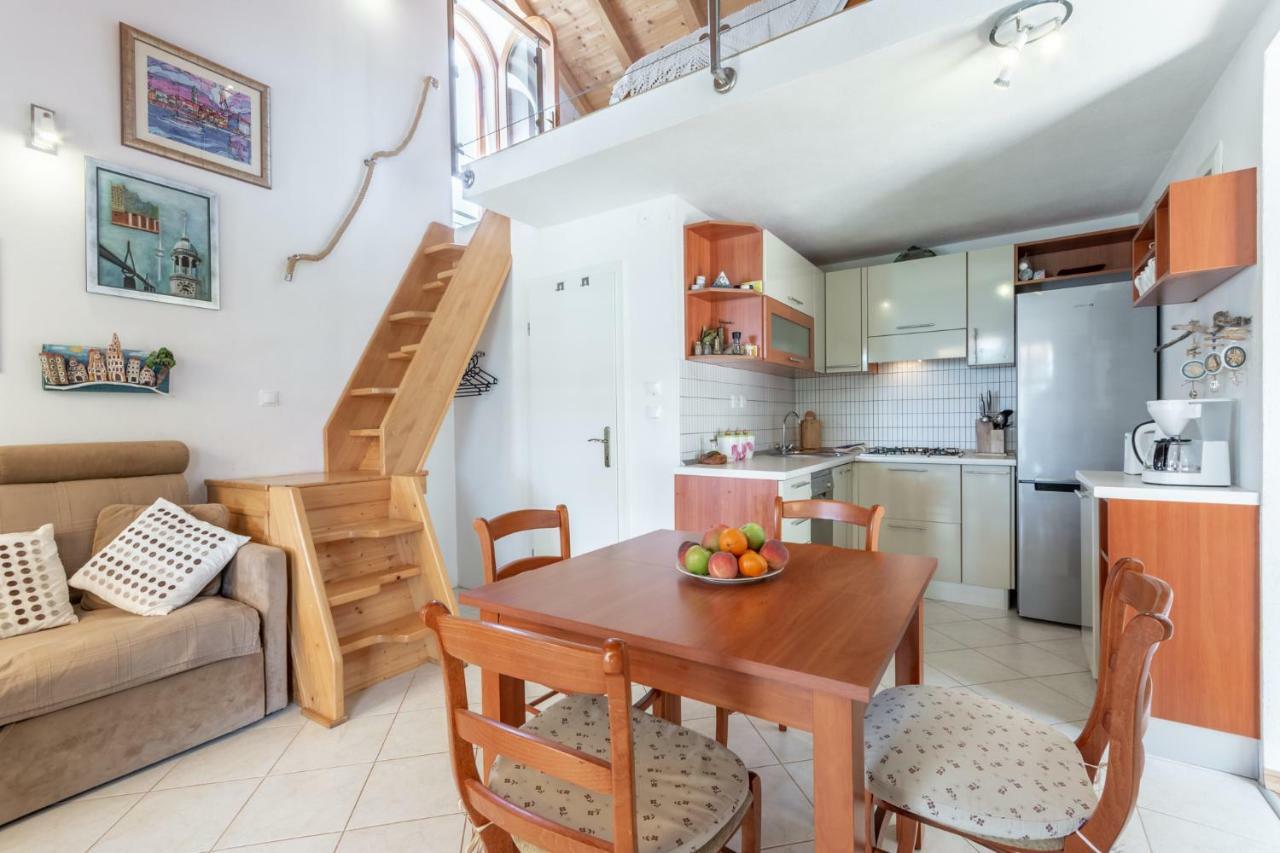 Holiday Home Kuca Sunca Sutivan Ngoại thất bức ảnh